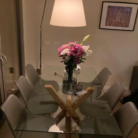 Appartement Slim's Loft Linate Airport Milaan