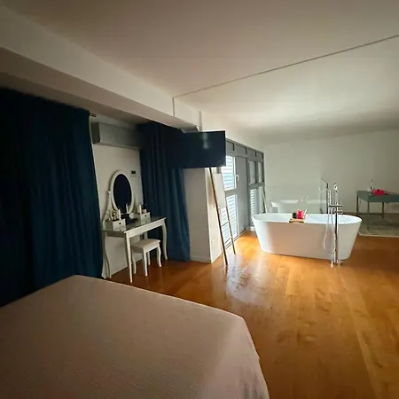 Appartement Slim's Loft Linate Airport Milaan